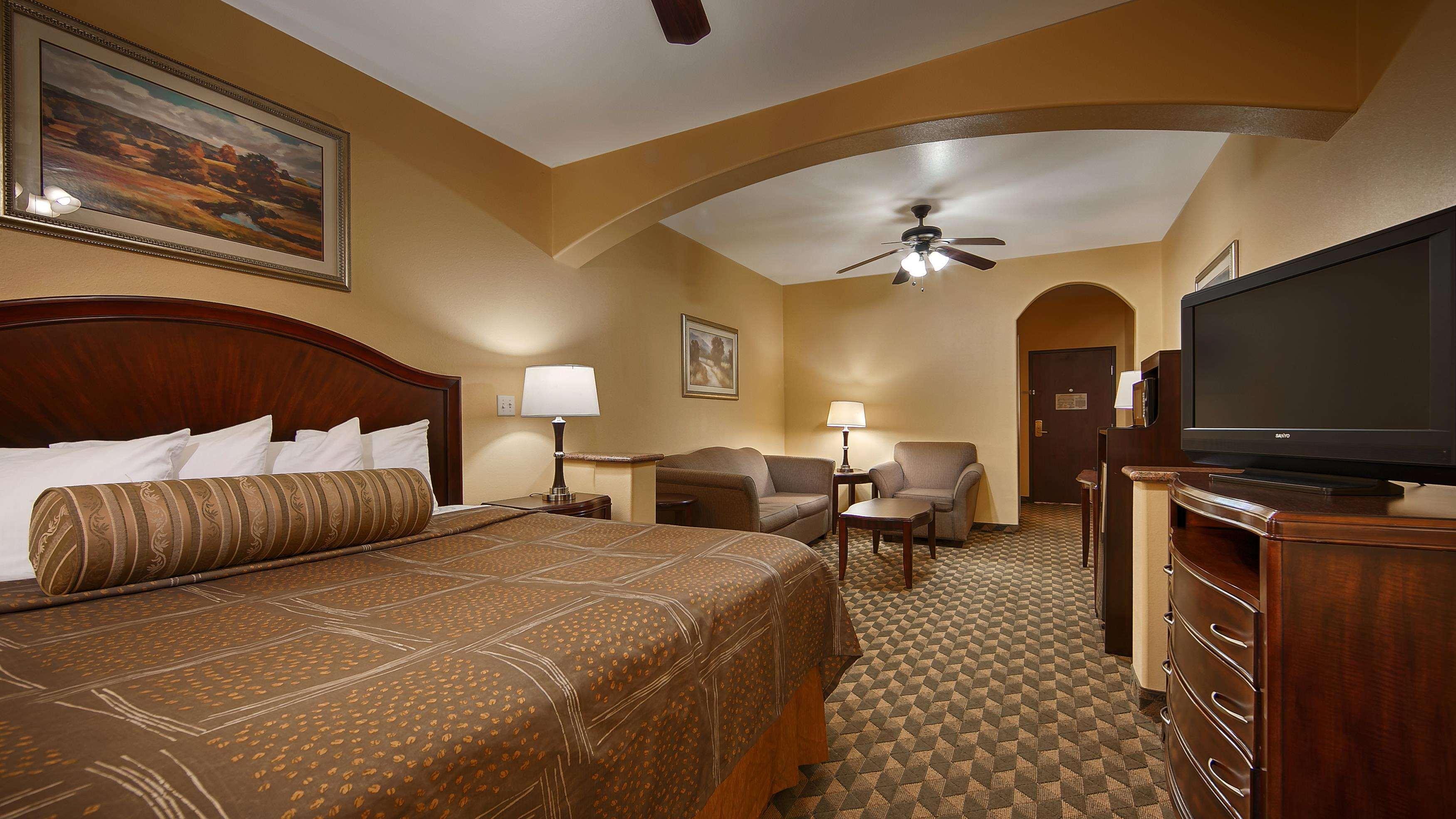Best Western Plus Manvel Экстерьер фото