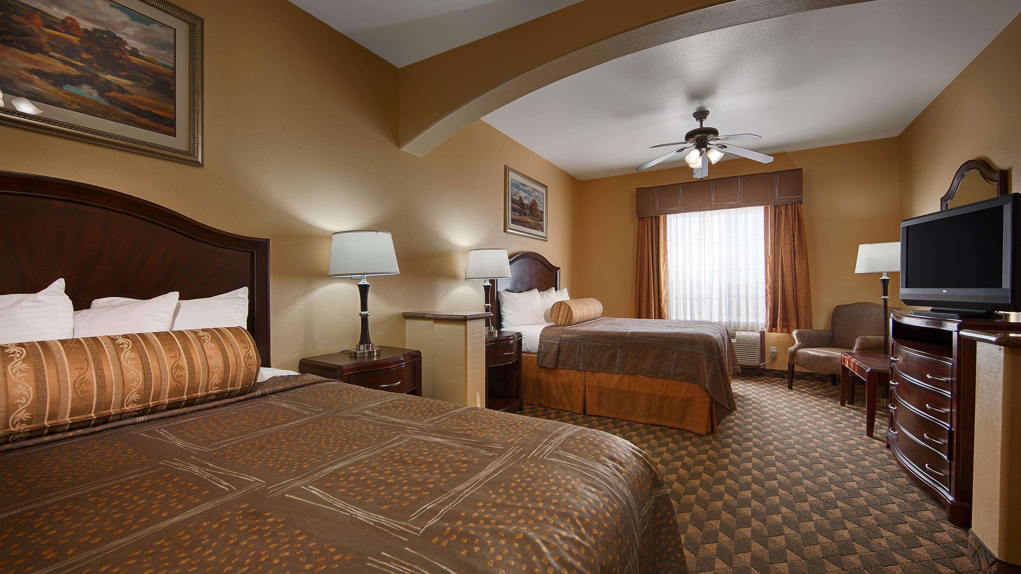 Best Western Plus Manvel Экстерьер фото