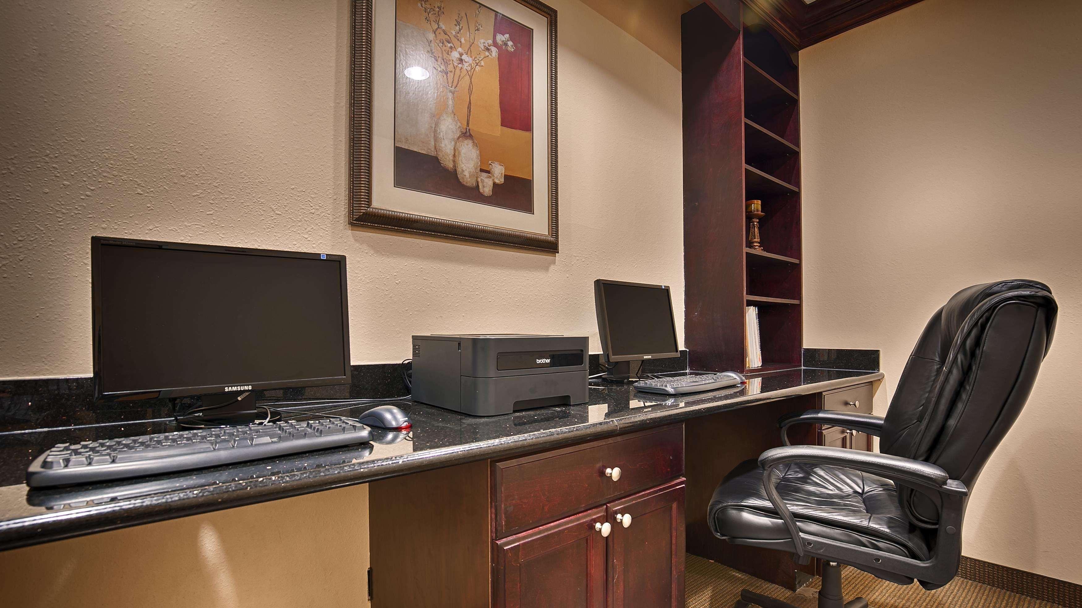 Best Western Plus Manvel Экстерьер фото