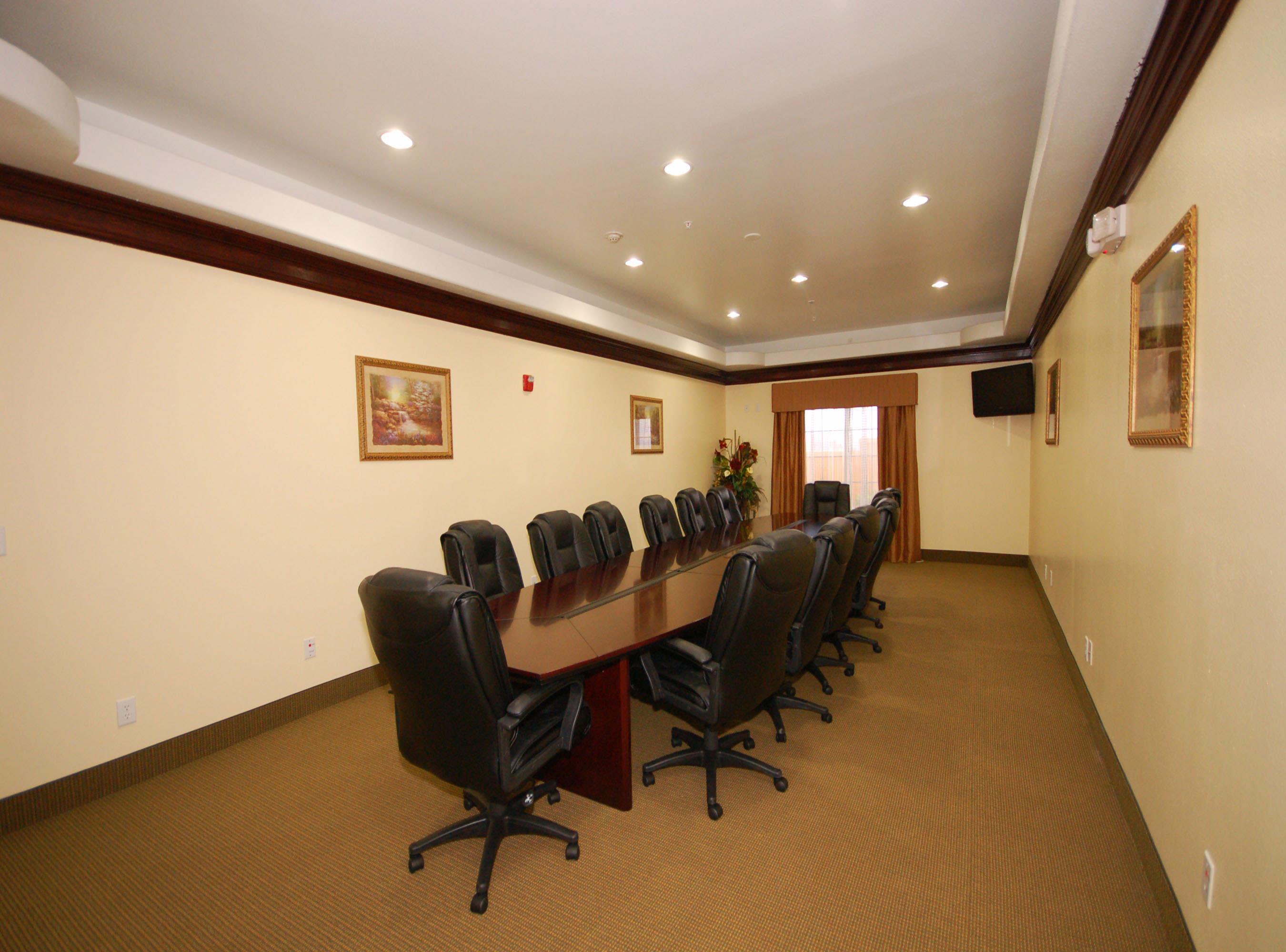 Best Western Plus Manvel Удобства фото